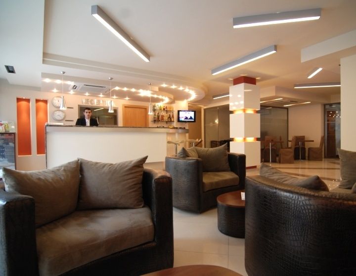 Hugo Hotel Varna Exteriör bild