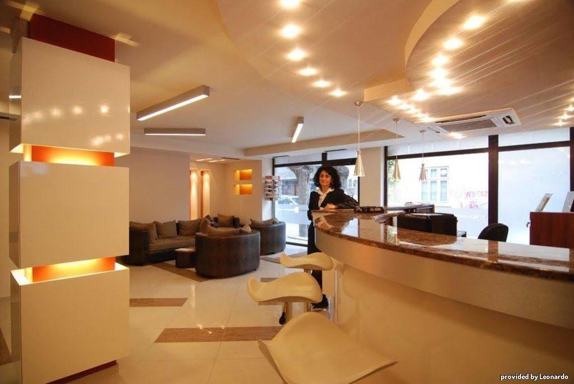 Hugo Hotel Varna Exteriör bild
